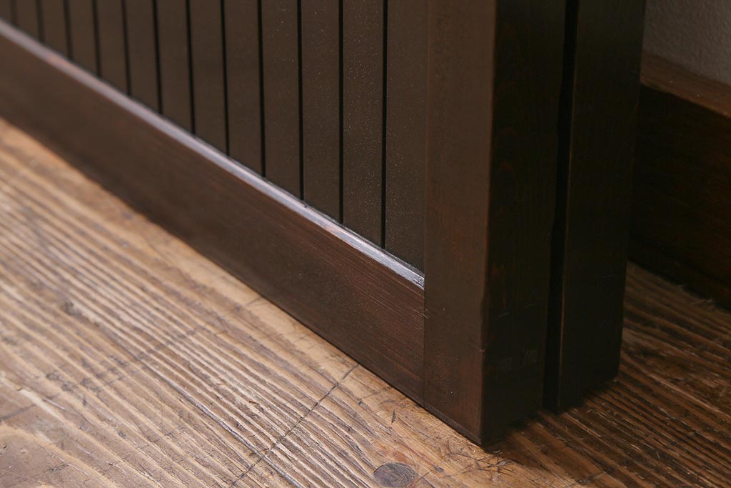 アンティーク建具　明治大正期　シックな雰囲気漂う平格子戸2枚セット　(R-040397)