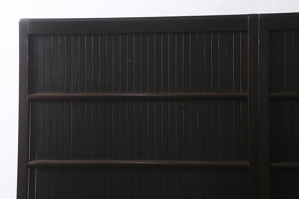 アンティーク建具　明治大正期　シックな雰囲気漂う平格子戸2枚セット　(R-040397)