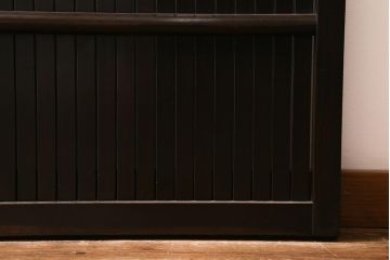 アンティーク建具　明治大正期　シックな雰囲気漂う平格子戸2枚セット　(R-040397)