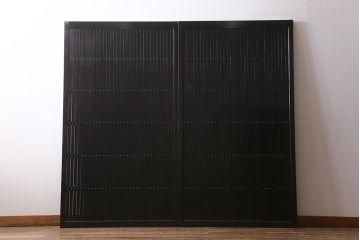 アンティーク建具　明治大正期　シックな雰囲気漂う平格子戸2枚セット(建具、引き戸、玄関戸)(R-040397)