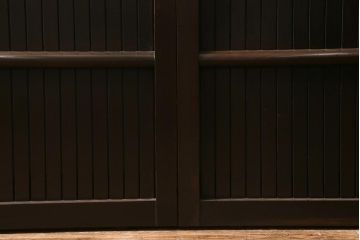 アンティーク建具　明治大正期　シックな雰囲気漂う平格子戸2枚セット(建具、引き戸、玄関戸)(R-040397)