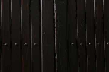 アンティーク建具　明治大正期　モダンな雰囲気漂う平格子戸2枚セット　(R-040399)