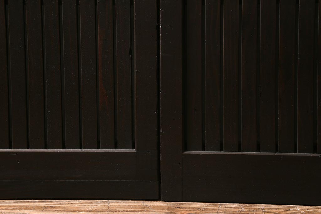 アンティーク建具　明治大正期　モダンな雰囲気漂う平格子戸2枚セット　(R-040399)