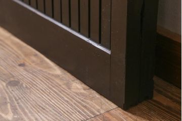 アンティーク建具　明治大正期　モダンな雰囲気漂う平格子戸2枚セット　(R-040399)