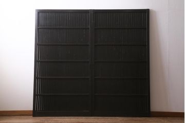 アンティーク建具　明治大正期　モダンな雰囲気漂う平格子戸2枚セット　(R-040399)