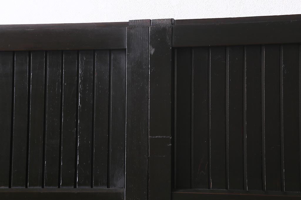 アンティーク建具　明治大正期　モダンな雰囲気漂う平格子戸2枚セット　(R-040399)