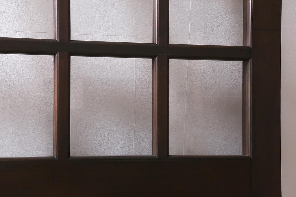 アンティーク建具　框ヒノキ材　腰板ケヤキ材　和モダンな印象のガラス入り格子蔵戸(建具、引き戸、玄関戸)(R-040401)