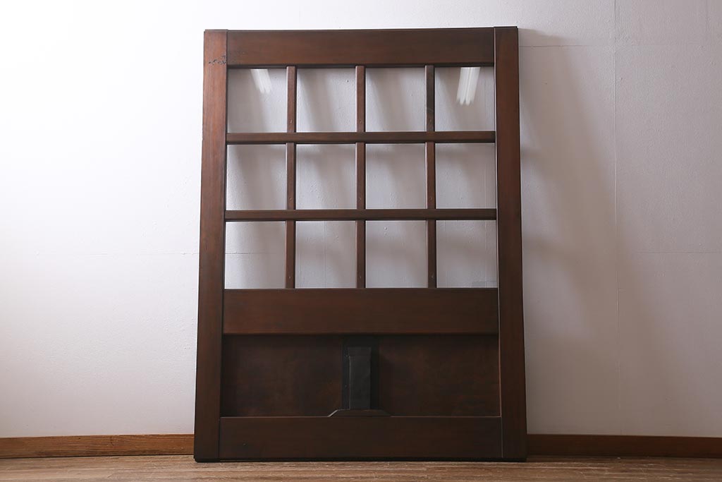 アンティーク建具　框ヒノキ材　腰板ケヤキ材　和モダンな印象のガラス入り格子蔵戸(建具、引き戸、玄関戸)(R-040401)