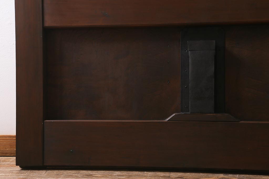 アンティーク建具　框ヒノキ材　腰板ケヤキ材　和モダンな印象のガラス入り格子蔵戸(建具、引き戸、玄関戸)(R-040401)