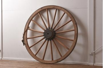 ジャンク品　和製アンティーク雑貨　大正期　古い木製車輪(ディスプレイ雑貨)(R-040407)