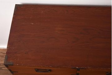 アンティーク家具　和製アンティーク　昭和初期　赤みを帯びた木色が温かみのある衣装箪笥(引き出し、チェスト)(R-040410)