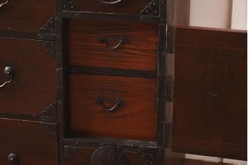 アンティーク家具　和製アンティーク　大正期　味わい深い和の趣が魅力的な仙台箪笥(時代箪笥、衣装箪笥、サイドボード)(R-040411)