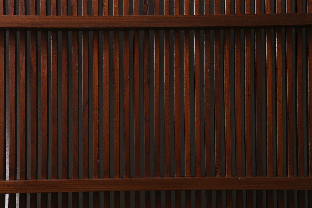 アンティーク建具　和製アンティーク　明治期　総ケヤキ材　巾着金具　風格漂う小振りな蔵戸(引き戸、建具、格子蔵戸、玄関戸)(R-040415)