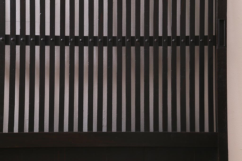 アンティーク建具　和製アンティーク　大正期　シックな佇まいが魅力的な格子戸1枚(引き戸、建具)(R-040416)