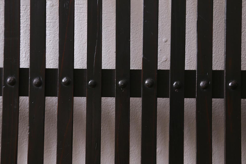 アンティーク建具　和製アンティーク　大正期　シックな佇まいが魅力的な格子戸1枚(引き戸、建具)(R-040416)