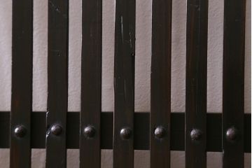 アンティーク建具　和製アンティーク　大正期　シックな佇まいが魅力的な格子戸1枚(引き戸、建具)(R-040416)