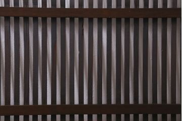 アンティーク建具　和製アンティーク　大正期　シックな佇まいが魅力的な格子戸1枚(引き戸、建具)(R-040416)