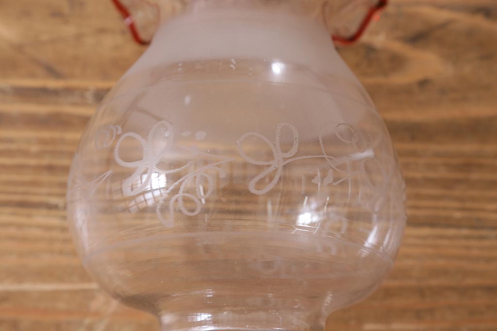 アンティーク雑貨　明治大正　グラビュール(グラヴュール)　金魚鉢型　チューリップ型　赤縁　フリルガラスのオイルランプ(洋燈、座敷ランプ)(R-040419)