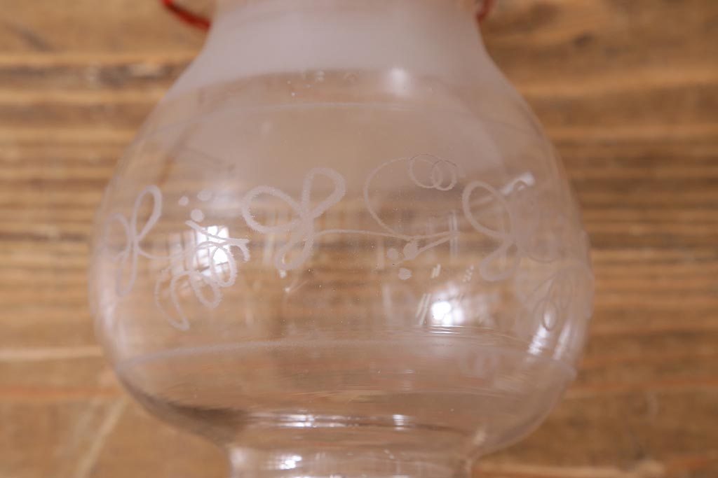 アンティーク雑貨　明治大正　グラビュール(グラヴュール)　金魚鉢型　チューリップ型　赤縁　フリルガラスのオイルランプ(洋燈、座敷ランプ)(R-040419)