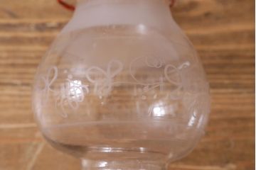 アンティーク雑貨　明治大正　グラビュール(グラヴュール)　金魚鉢型　チューリップ型　赤縁　フリルガラスのオイルランプ(洋燈、座敷ランプ)(R-040419)