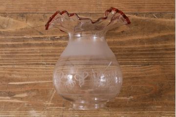 アンティーク雑貨　明治大正　グラビュール(グラヴュール)　金魚鉢型　チューリップ型　赤縁　フリルガラスのオイルランプ(洋燈、座敷ランプ)(R-040419)