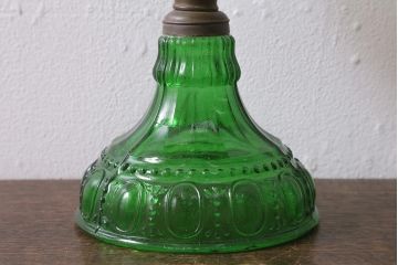 ヴィンテージ雑貨　フランスビンテージ　巻芯10番　グリーンのガラスが素敵なヴィクトリアンオイルランプ(灯油ランプ、台ランプ)(R-040421)