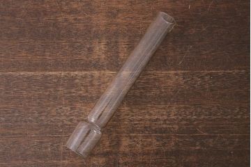 ヴィンテージ雑貨　フランスビンテージ　巻芯10番　グリーンのガラスが素敵なヴィクトリアンオイルランプ(灯油ランプ、台ランプ)(R-040421)