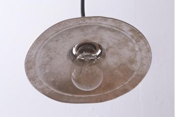 ビンテージ照明　平笠　無骨なアルミシェードが魅力の吊り下げ照明(天井照明、電笠、ペンダントライト)(R-040423)