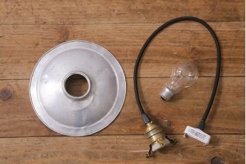 ビンテージ照明　平笠　無骨なアルミシェードが魅力の吊り下げ照明(天井照明、電笠、ペンダントライト)(R-040423)