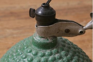 ビンテージ照明　インダストリアル　アルミシェードが目を引くクリップライト(デスクライト、照明)(R-040440)