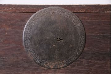 アンティーク家具　明治大正期　大きな丸金具が目を引く重ね箪笥(衣装箪笥、チェスト、引き出し)(R-040454)