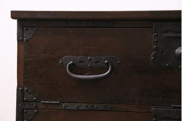 アンティーク家具　ラフジュ工房オリジナル　古箪笥リメイク　フラップダウン扉のテレビ台(テレビボード、リビングボード、時代箪笥)(R-040457)