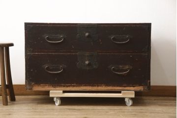 アンティーク家具　明治期　渋い風合いが魅力的な和箪笥(ローボード、時代箪笥)(R-040463)