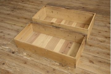 アンティーク家具　明治期　観音開き戸付き　十字金具の重ね箪笥(和箪笥、時代箪笥)(R-040464)