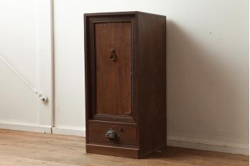 アンティーク家具　レトロな雰囲気が漂う小物収納箱(書棚、本箱、収納棚、小引き出し)(R-040469)