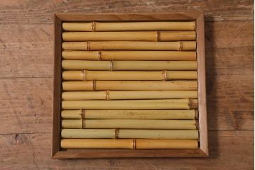 中古　民芸家具　網代引戸　杉材・桜皮　上品な雰囲気漂う置き水屋(置水屋、茶水屋、茶道具、戸棚)(R-040475)