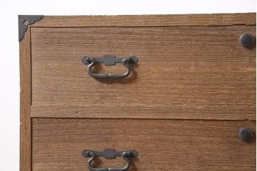 アンティーク家具　和製アンティーク　総桐材　奥行がたっぷりある珍しいサイズの衣装箪笥(チェスト、引き出し)(R-040480)