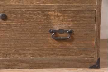 アンティーク家具　和製アンティーク　総桐材　奥行がたっぷりある珍しいサイズの衣装箪笥(チェスト、引き出し)(R-040480)