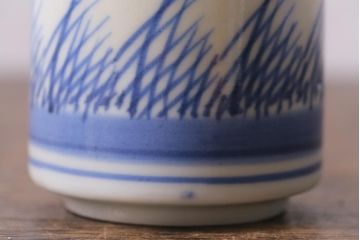 古民具・骨董　江戸期　古伊万里　草文染付筒型猪口2客セット(酒器、和食器)(R-040493)