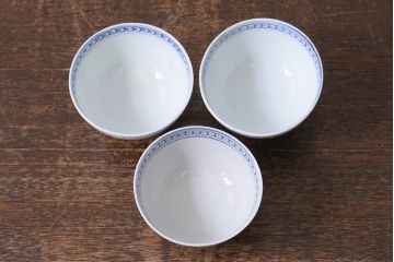 アンティーク雑貨　明治期　花蝶文染付蓋茶碗3客セット(蓋付茶碗、和食器)(R-040500)