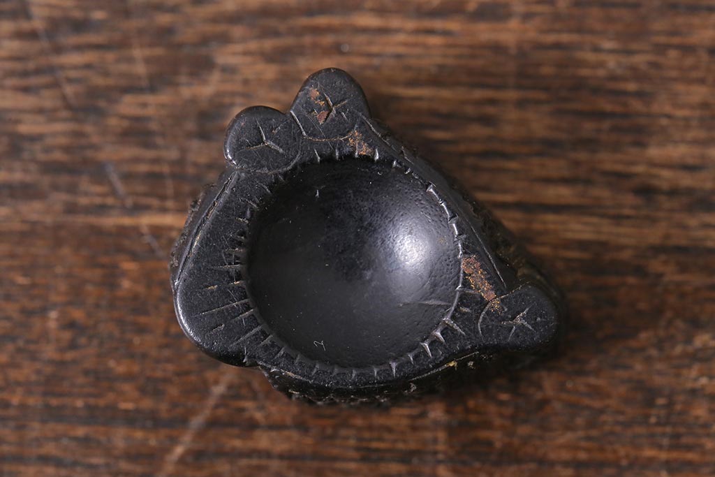 アンティーク雑貨　明治大正　古い根付3点(鹿角、クルミ彫刻)(R-040501)