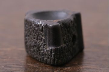 アンティーク雑貨　明治大正　古い根付3点(鹿角、クルミ彫刻)(R-040501)