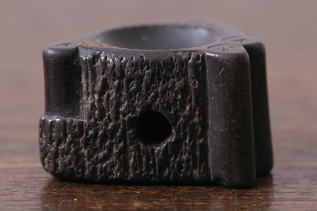 アンティーク雑貨　明治大正　古い根付3点(鹿角、クルミ彫刻)(R-040501)