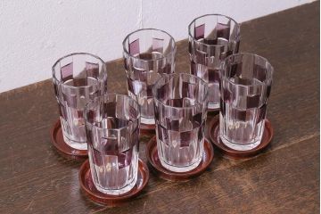 アンティーク雑貨　昭和初期　古い紫被せ切子グラス　ソーサー付き6客セット　箱付(コップ、コースター、和ガラス)(R-040505)