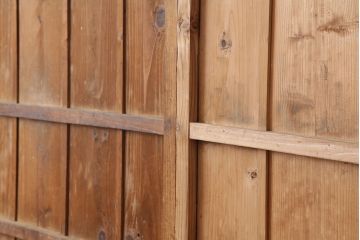 レトロ建具　昭和レトロ　昭和中期　木味が魅力のシンプルな引き戸2枚セット(板戸、雨戸)(R-040512)