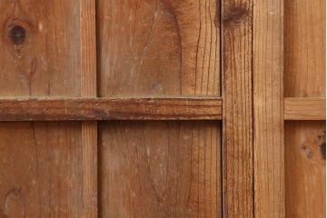 レトロ建具　昭和レトロ　昭和中期　木味が魅力のシンプルな引き戸2枚セット(板戸、雨戸)(R-040512)