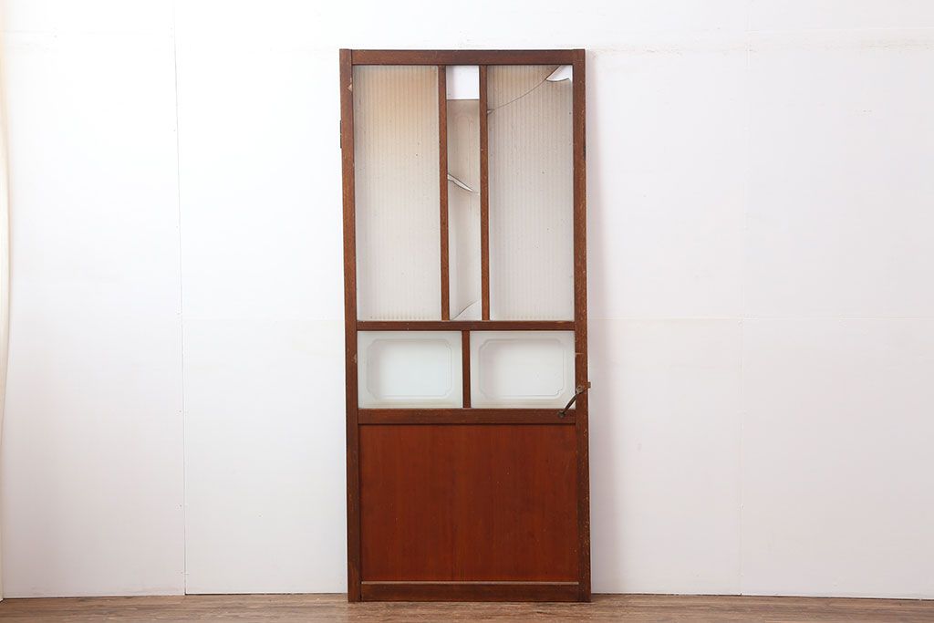 レトロ家具　ノスタルジックな雰囲気漂うガラス扉(ドア)(R-040515)