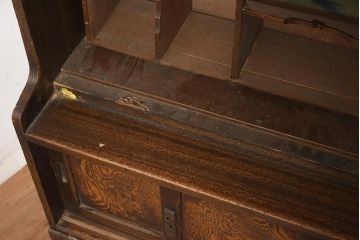 アンティーク家具　鏡付き　レリーフなど凝った意匠がおしゃれなライティングビューロー(簿記机、在宅ワーク、在宅用ワークデスク)(R-040520)
