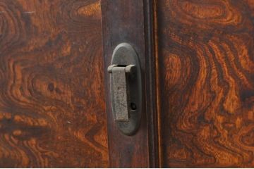 アンティーク家具　三方ケヤキ材　高級感漂う上手物の帳場箪笥(キャビネット、戸棚)(R-040542)