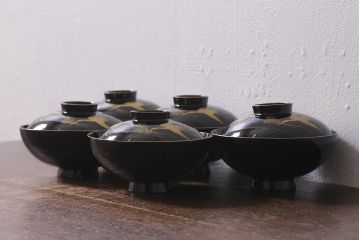 アンティーク雑貨　大正昭和初期　黒塗り　鶴蒔絵　お椀5客セット(木製漆器、和食器)(R-040551)